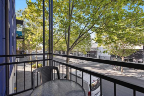 2BDR 1BTH 1PRK - Northbridge Magic